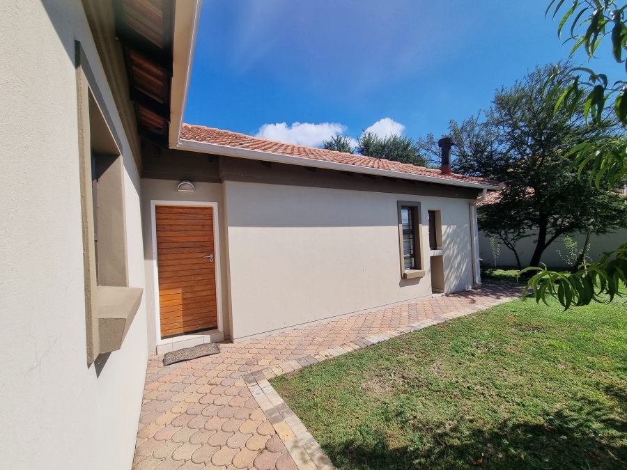 3 Bedroom Property for Sale in Ngwenya River Estate North West